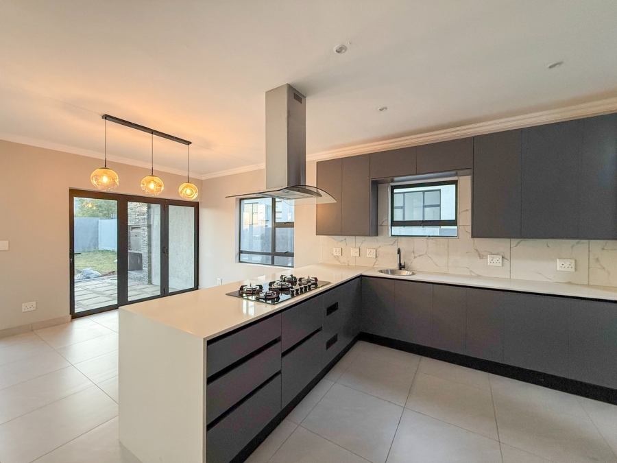 4 Bedroom Property for Sale in Melodie North West